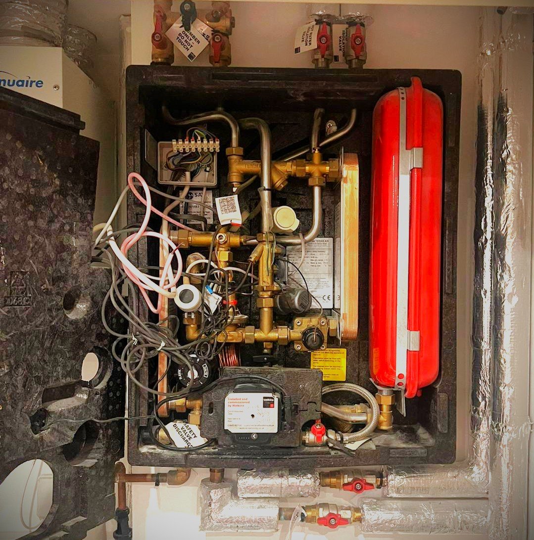 hiu repair in London